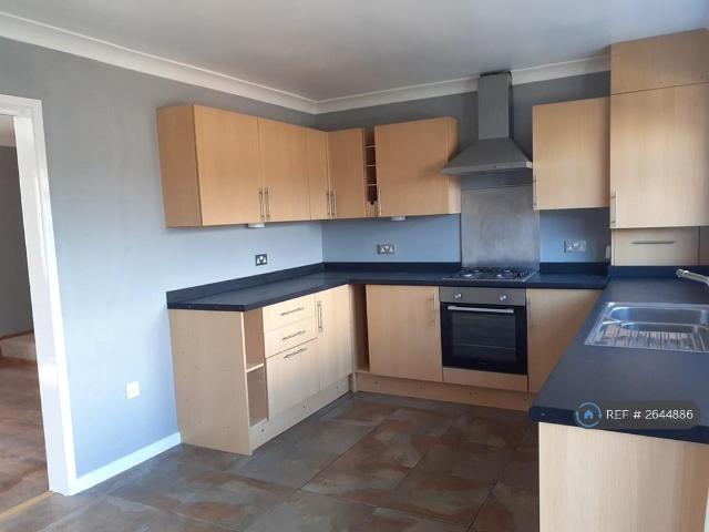 House for rent in Rowner, Middlecroft