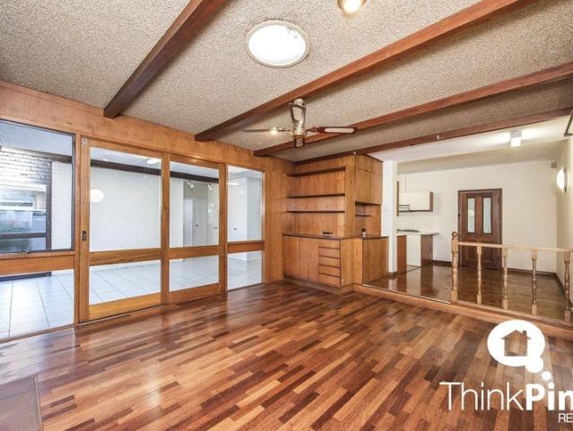 House for rent in Rossmoyne, Western Australia