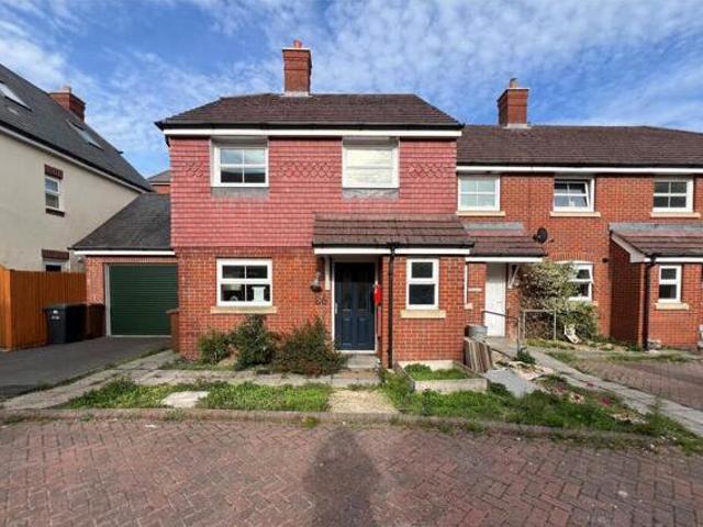 House for sale in Barton Stacey, Hampshire