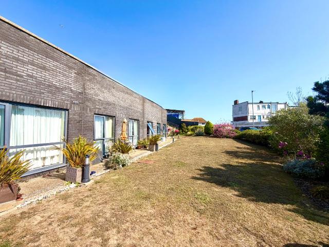 Apartment for rent in Saltdean, Brighton & Hove