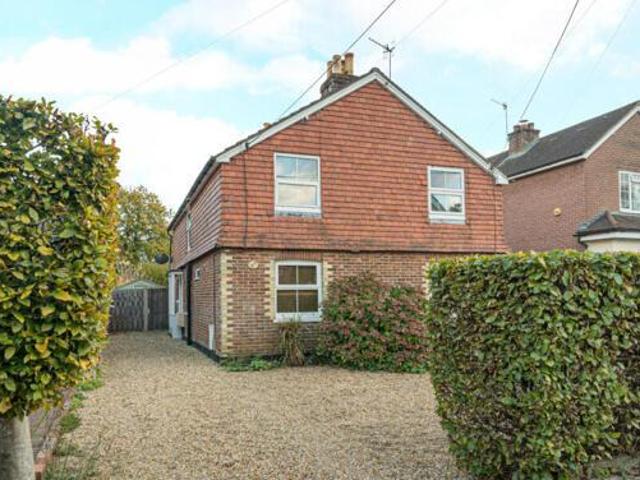 House for sale in Fole, Surrey