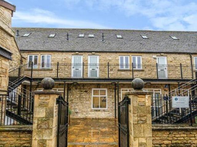 House for sale in Witney, West Oxfordshire