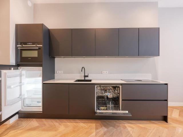 Appartement te huur in Zeeheldenkwartier, Zuid Holland