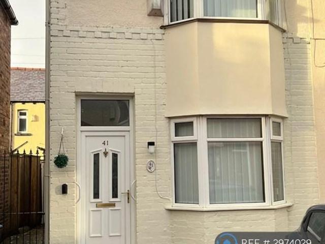 House for rent in Clubmoor, Calderstones