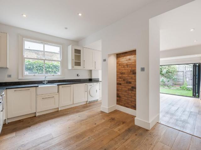House for rent in London Borough of Wandsworth, Greater London