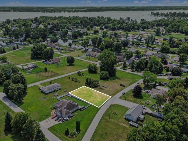 Land for sale in Cromwell, Indiana