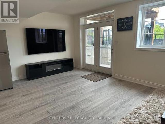House for rent in Georgina, Ontario