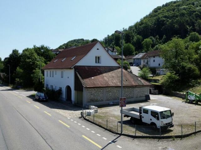 Mehrfamilienhaus kaufen in Schwaderloch, Aargau
