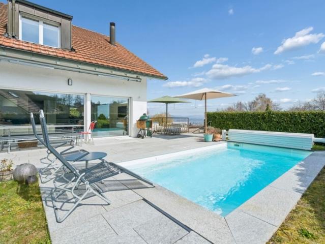 Einfamilienhaus kaufen in Küsnacht (ZH), Zürich