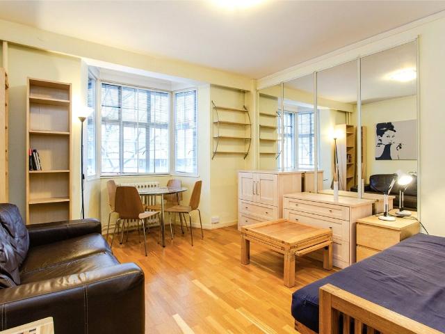 Studio for rent in Saint Pancras, Greater London