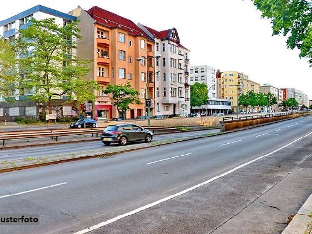 Mehrfamilienhaus kaufen in Friedrich-Ebert-Siedlung, Berlin