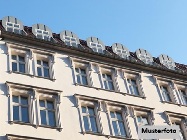 Mehrfamilienhaus kaufen in Sterkrade, Oberhausen