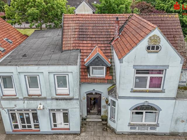 Mehrfamilienhaus kaufen in Boitwarden, Brake