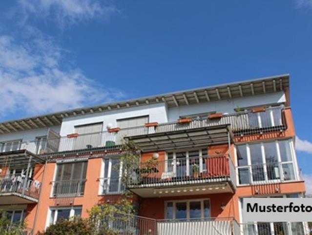 Mehrfamilienhaus kaufen in Glauchau, Sachsen