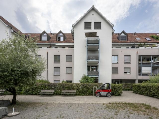 Wohnung kaufen in Einigen, Zürich