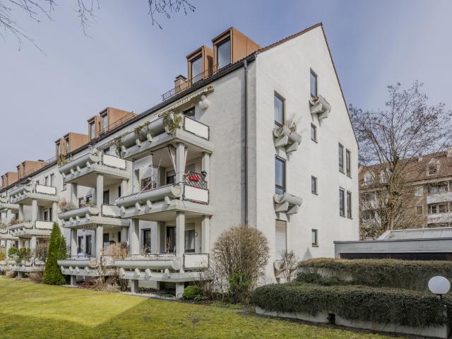 Dachgeschosswohnung kaufen in Pasing-Obermenzing, München