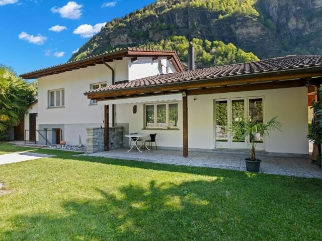 Einfamilienhaus kaufen in Acquarossa, Tessin