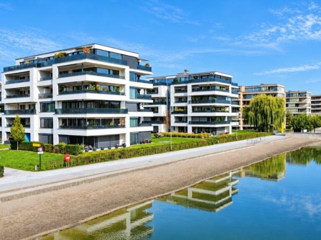 Wohnung kaufen in Opfikon, Zürich