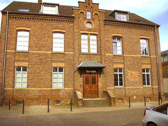Wohnung mieten in Büsdorf, Bergheim