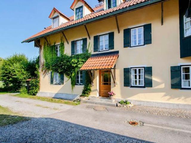 Wohnung kaufen in Miesbach, Bayern