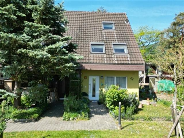 Einfamilienhaus kaufen in Pieterlen, Bern