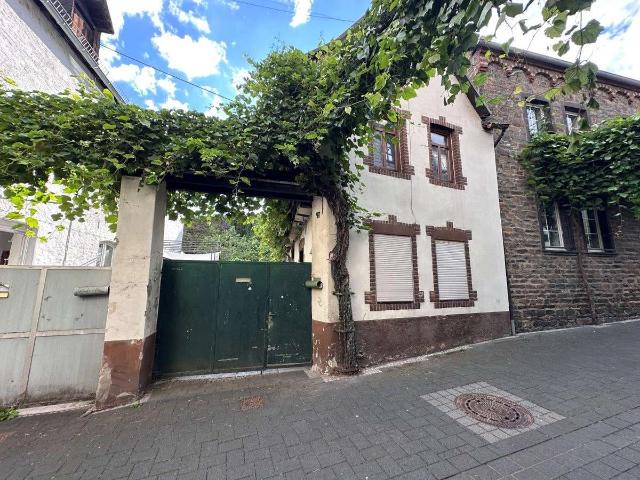 Haus kaufen in Winningen, Landkreis Mayen-Koblenz