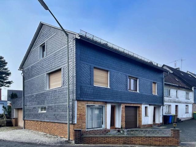 Haus kaufen in Burbach, Eifelkreis Bitburg-Prüm