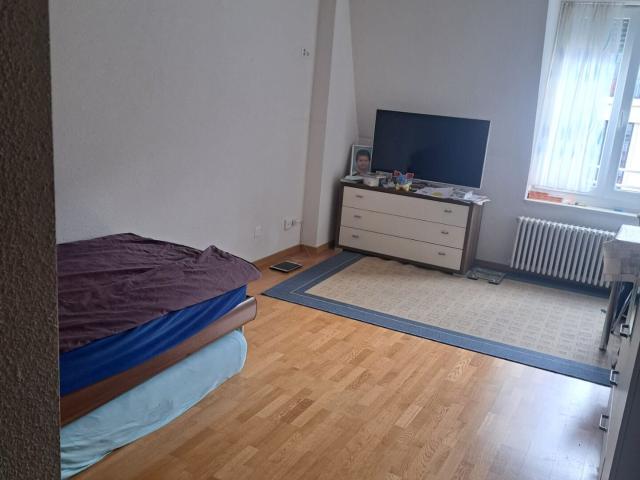 Immobilie kaufen in Einigen, Zürich