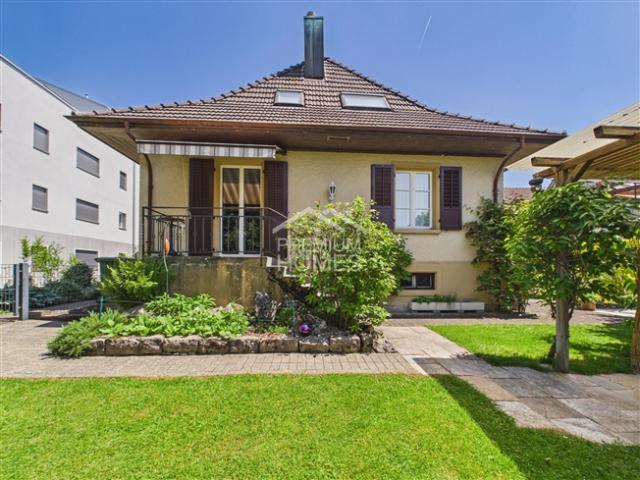 Einfamilienhaus kaufen in Oberentfelden, Aargau