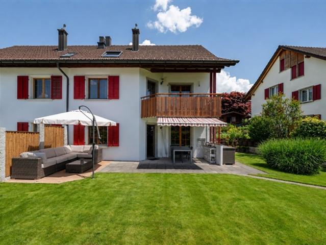 Einfamilienhaus kaufen in Laupen (ZH), Zürich