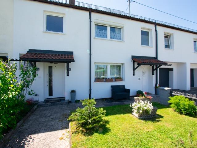 Doppelhaushälfte kaufen in Großkarolinenfeld, Bayern