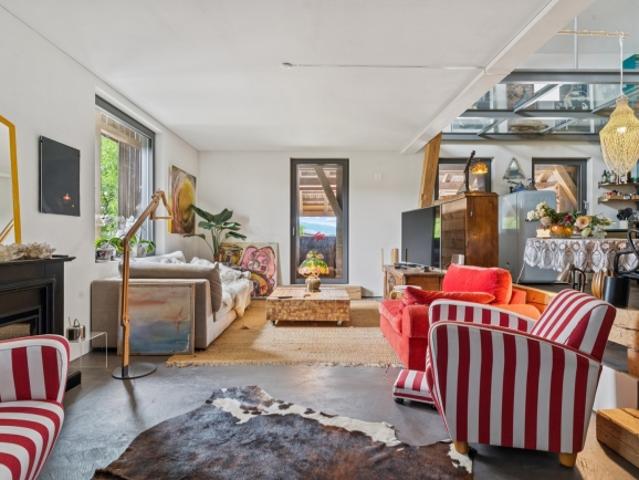 Einfamilienhaus kaufen in Oetwil am See, Zürich