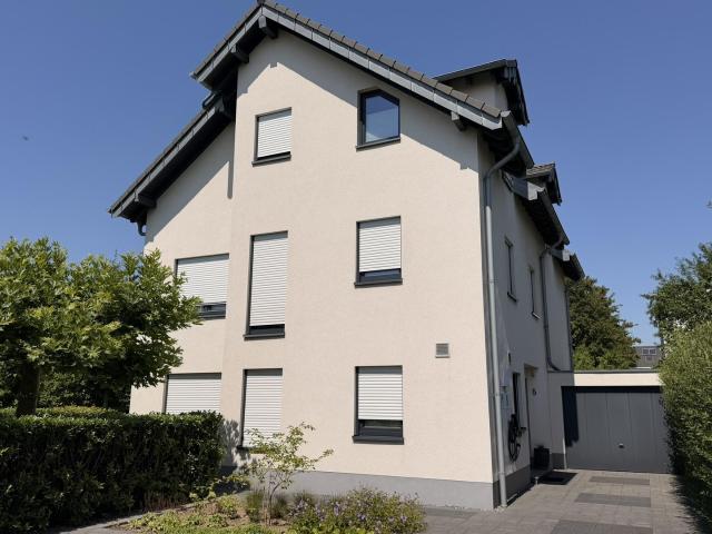 Wohnung mieten in Wevelinghoven, Grevenbroich