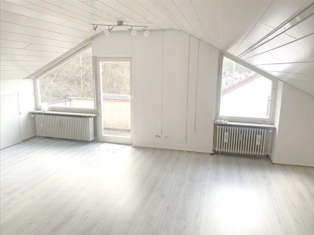 Dachgeschosswohnung kaufen in Bad Liebenzell, Baden-Württemberg