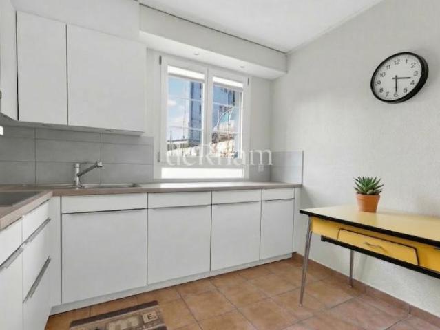 Haus kaufen in Orbe, Waadt