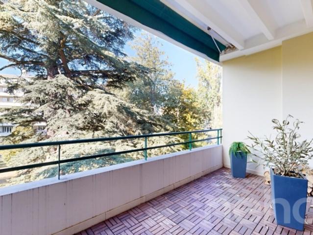 Wohnung kaufen in Les Eaux-Vives, Genève