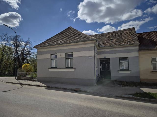 Haus kaufen in Wullersdorf, Niederösterreich