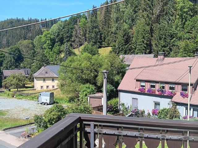 Mehrfamilienhaus kaufen in Geroldsgrün, Bayern