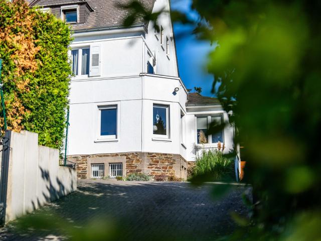 Villa kaufen in Neuwied, Landkreis Neuwied