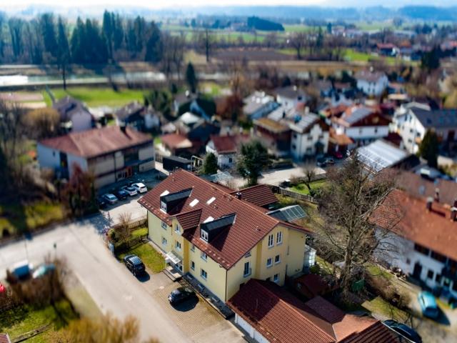 Dachgeschosswohnung kaufen in Willing, Bad Aibling