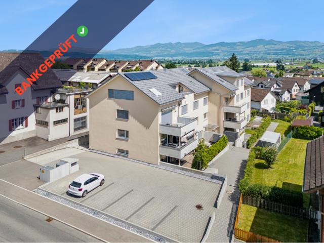 Etagenwohnung kaufen in Reichenburg
