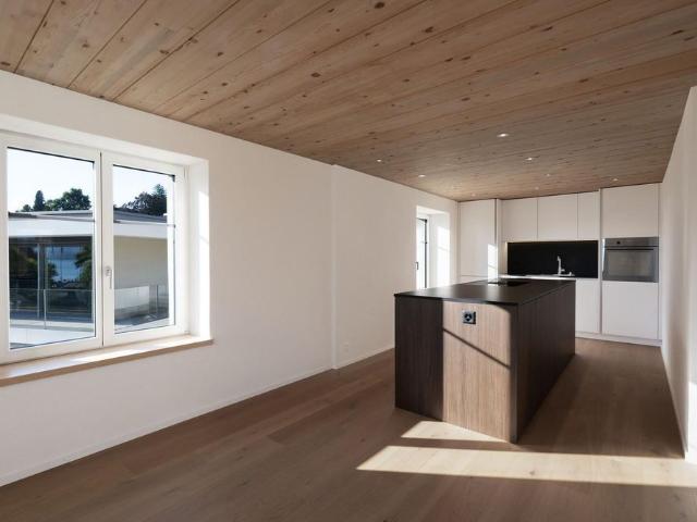 Apartment mieten in Uetikon am See, Bezirk Meilen