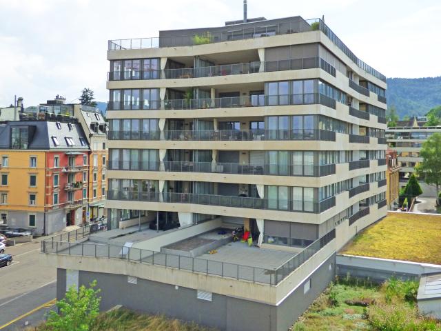 Wohnung mieten in Einigen, Zürich