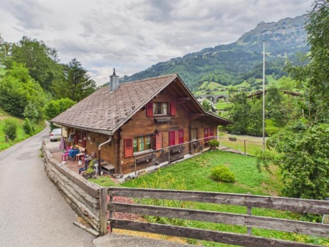 Einfamilienhaus kaufen in Frutigen, Bern