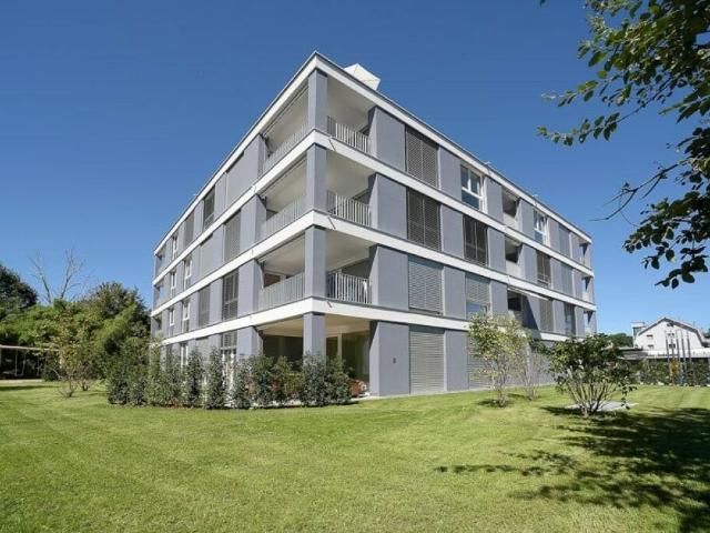 Attikawohnung mieten in Menziken, Aargau