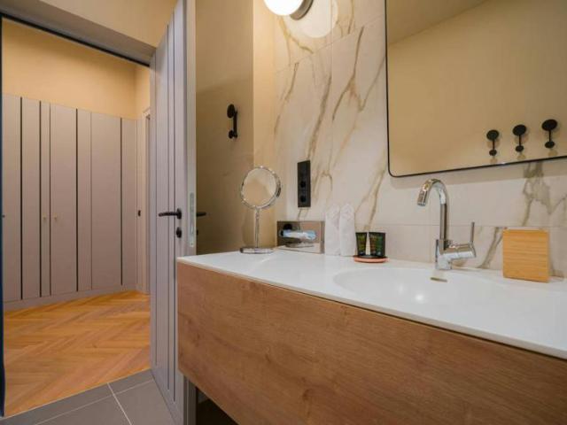 Wohnung mieten in Josefstadt, Wien
