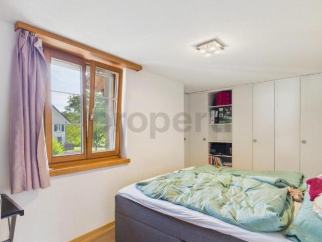 Wohnung kaufen in Madetswil, Russikon