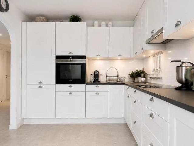 Wohnung kaufen in Longirod, Waadt