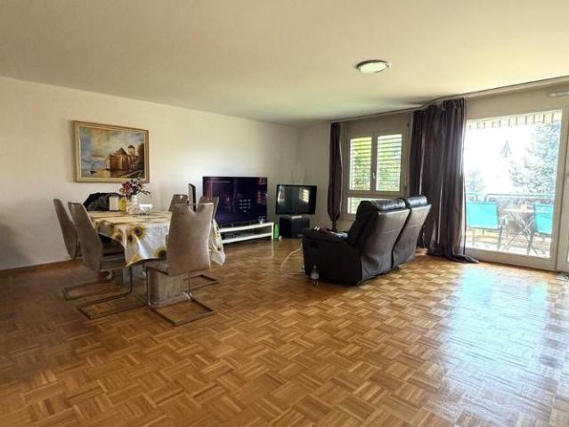 Wohnung kaufen in Belmont-sur-Lausanne, Waadt