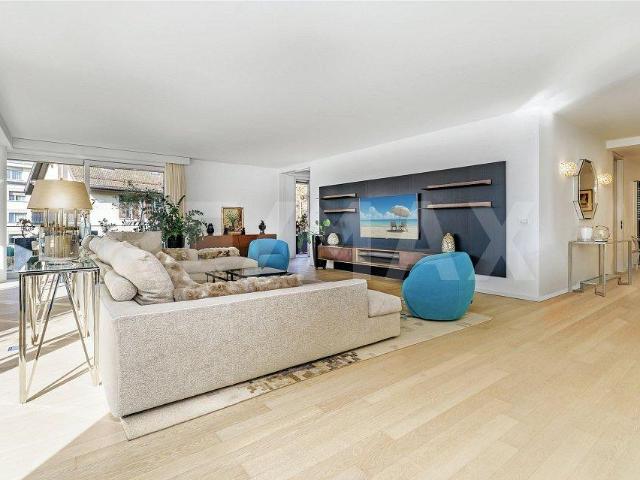 Wohnung kaufen in Pully, Waadt